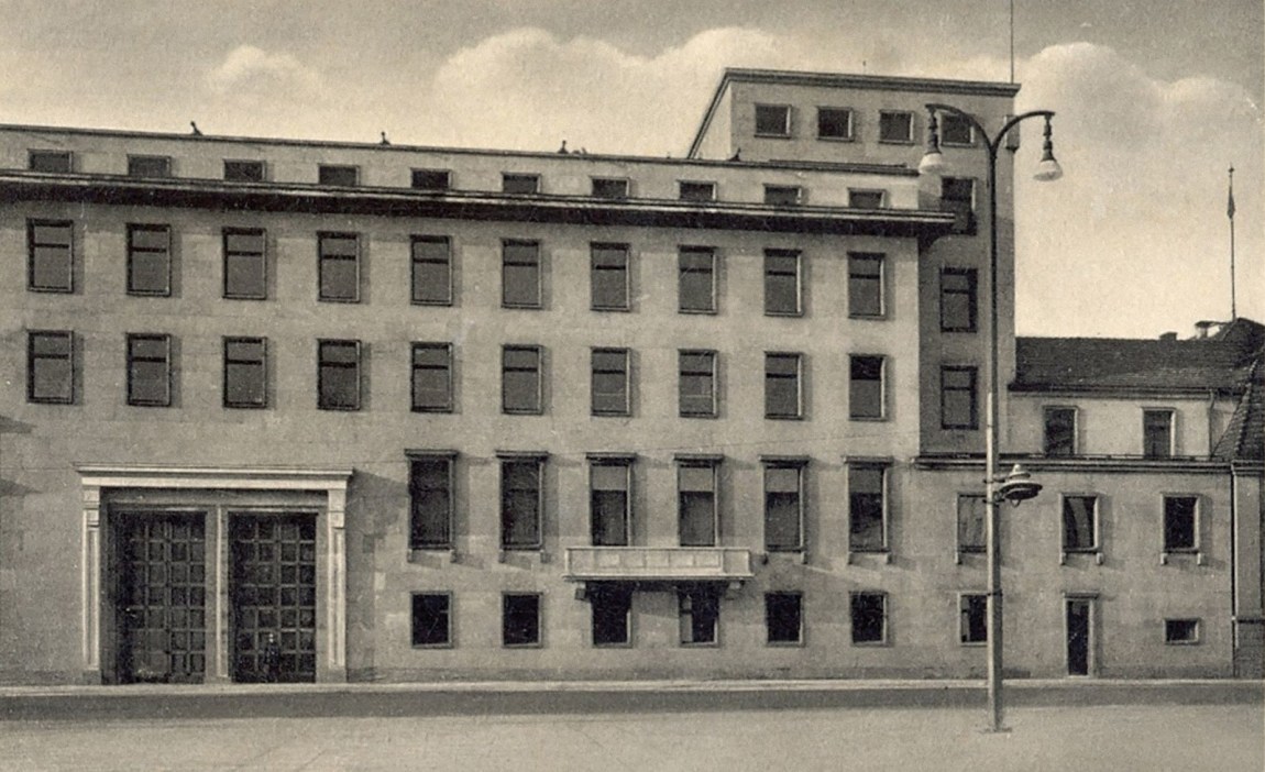 The Reich Chancellery office annex